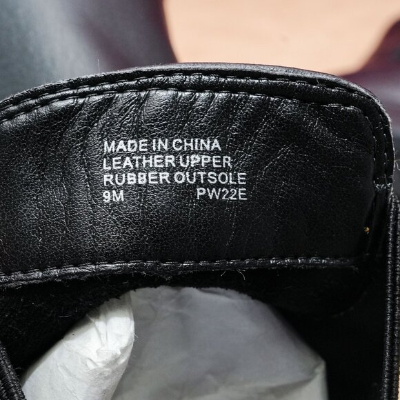 Michael Kors Women Ridley Black Leather Lug Chelsea Ankle Boots sz 9 - Picture 8 of 8